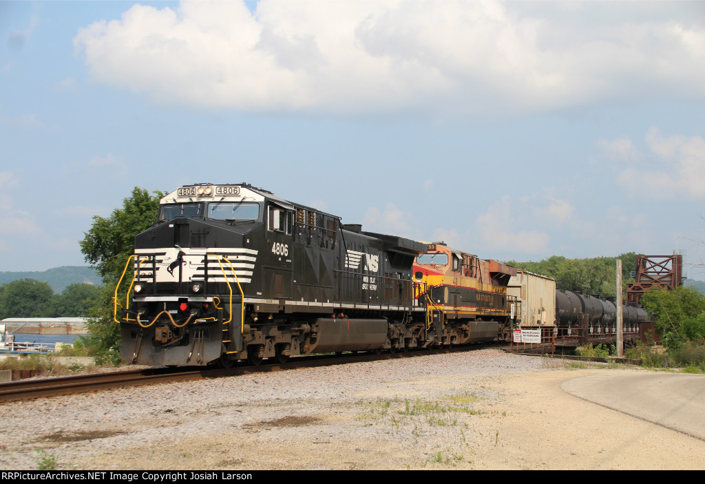 NS 4806 West